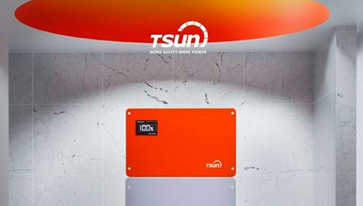 The Power Play: How Microinverters Beat DC Optimizers in Solar Systems