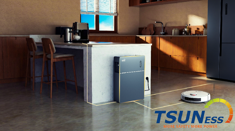 The Power Play: How Microinverters Beat DC Optimizers in Solar Systems